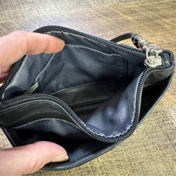 Coach Leather Wristlet Black - Picture 5 of 5